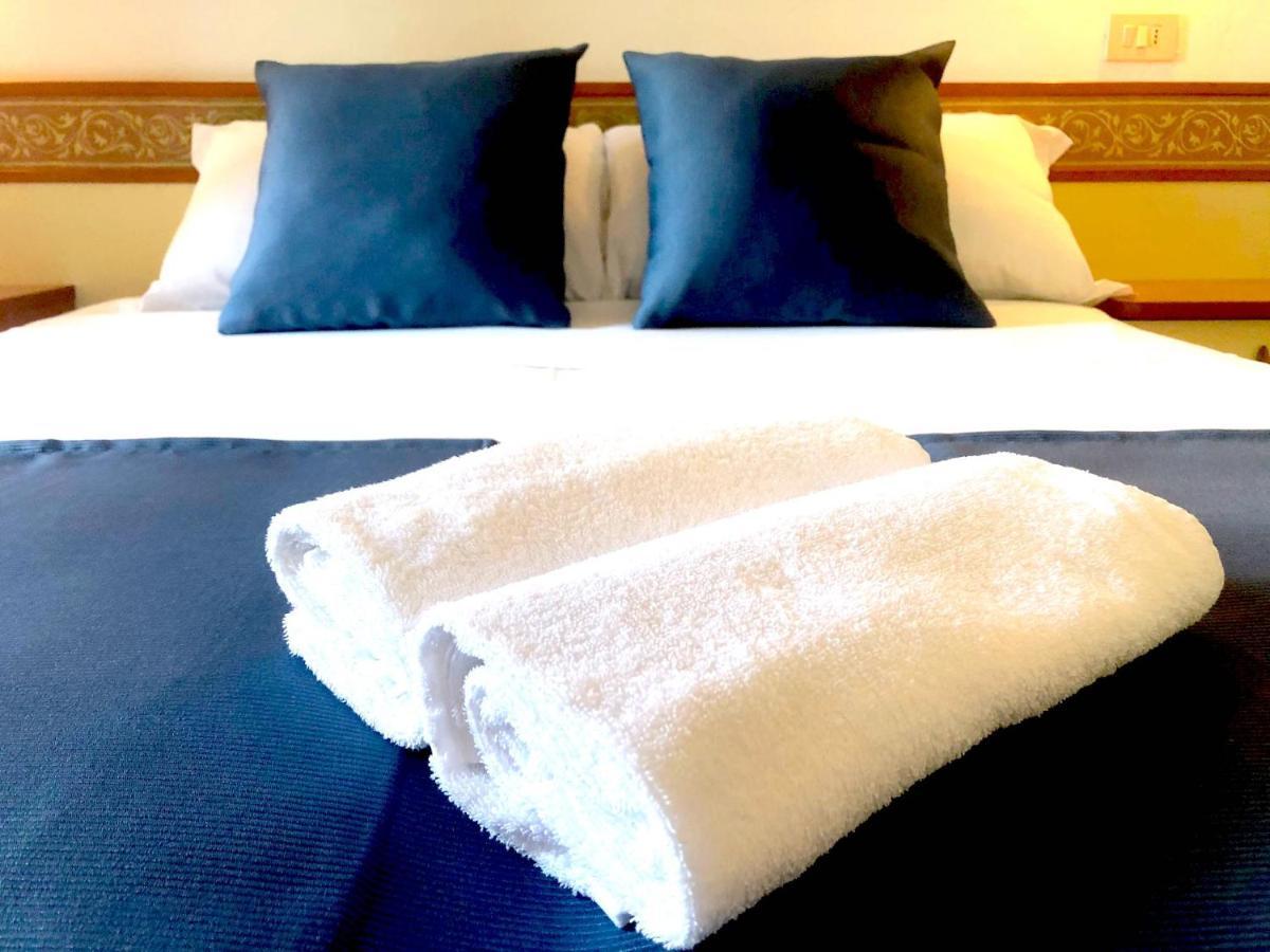 מילאנו מריטימה Hotel B&B Des Bains מראה חיצוני תמונה