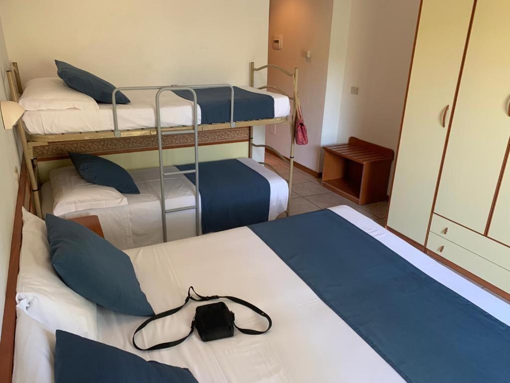 מילאנו מריטימה Hotel B&B Des Bains מראה חיצוני תמונה
