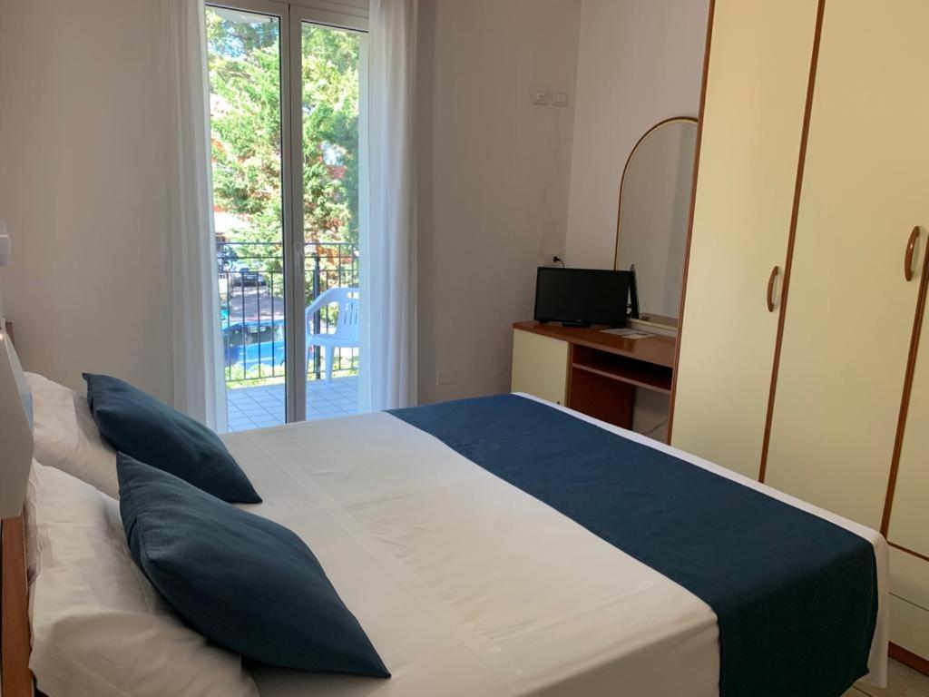 מילאנו מריטימה Hotel B&B Des Bains מראה חיצוני תמונה