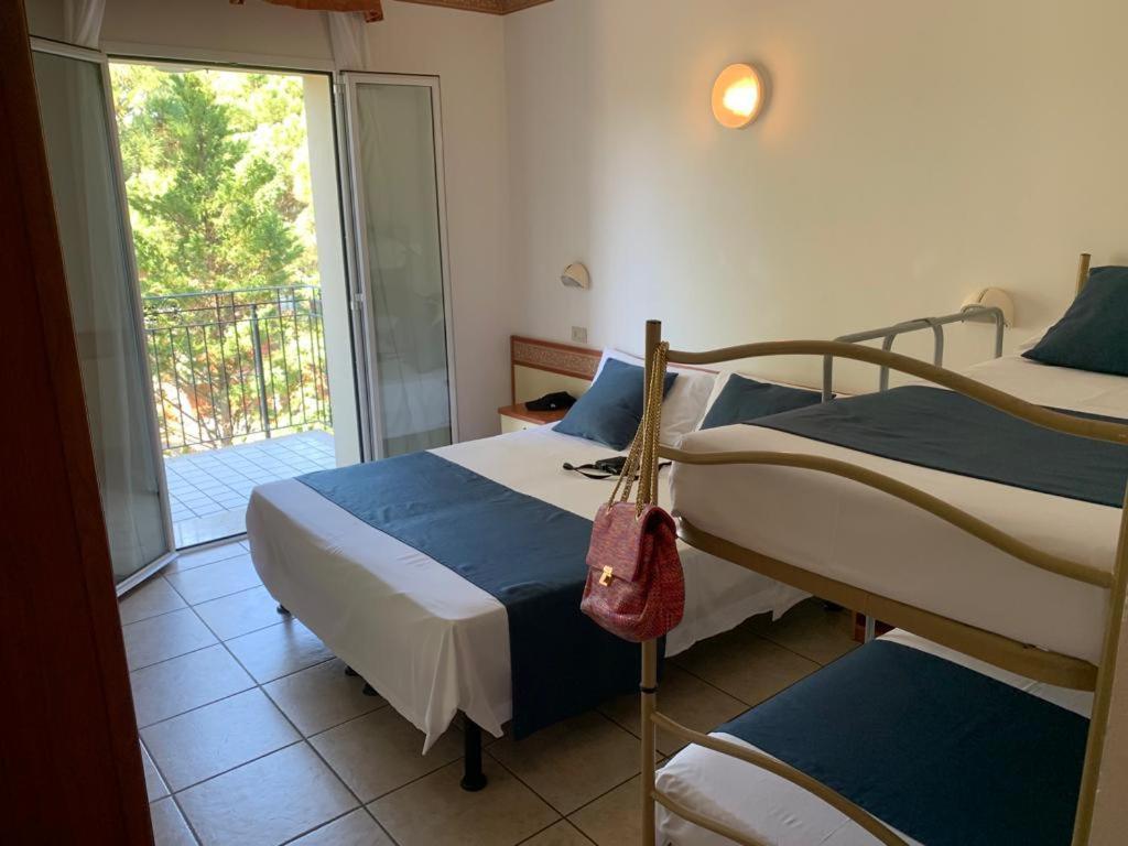 מילאנו מריטימה Hotel B&B Des Bains מראה חיצוני תמונה
