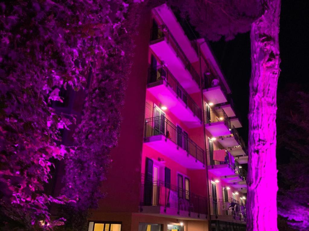 מילאנו מריטימה Hotel B&B Des Bains מראה חיצוני תמונה