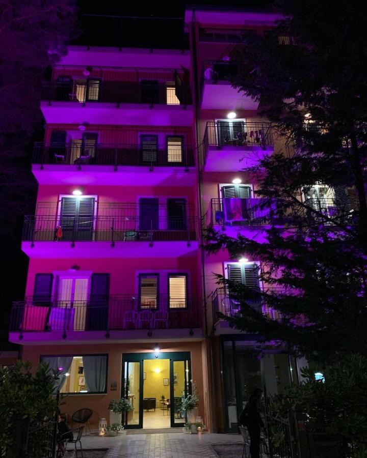 מילאנו מריטימה Hotel B&B Des Bains מראה חיצוני תמונה
