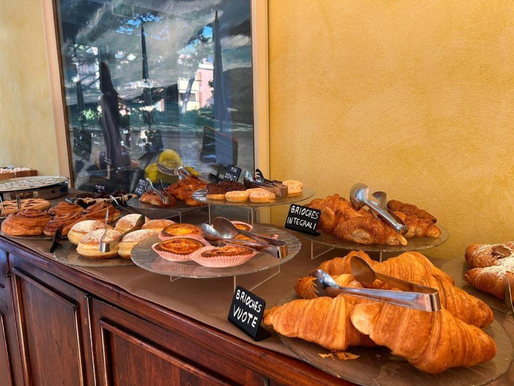 מילאנו מריטימה Hotel B&B Des Bains מראה חיצוני תמונה